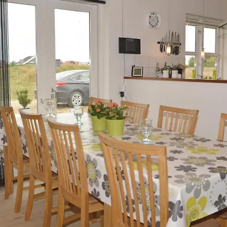 Stunning In With Kitchen Skjern